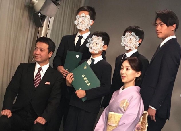 中山秀征 子供は息子が4人 長男は就職し次男は大学で野球 エンジェルニュース